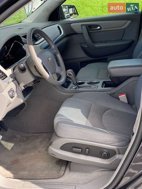Позашляховик / Кросовер Chevrolet Traverse 2017 в Києві фото 23 Позашляховик / Кросовер Chevrolet Traverse 2017 в Києві