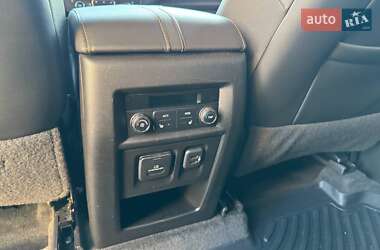 Внедорожник / Кроссовер Chevrolet Traverse 2019 в 