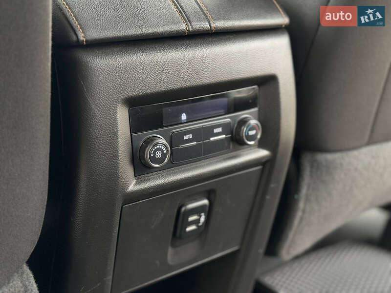 Позашляховик / Кросовер Chevrolet Traverse 2017 в Дніпрі фото 35 Позашляховик / Кросовер Chevrolet Traverse 2017 в Дніпрі