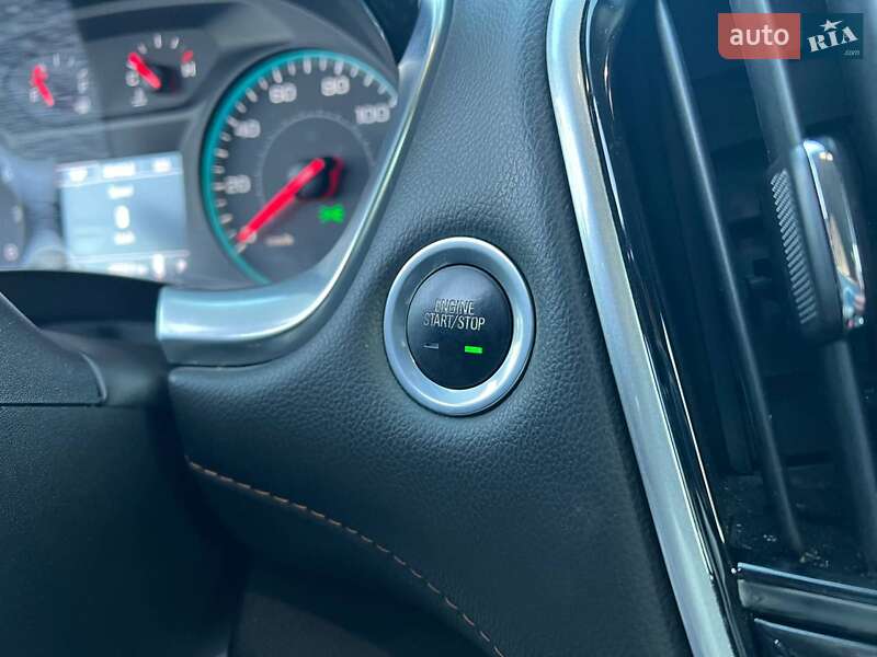 Внедорожник / Кроссовер Chevrolet Traverse 2017 в Львове