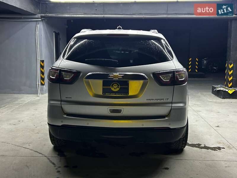 Позашляховик / Кросовер Chevrolet Traverse 2015 в Чернівцях фото 5 Позашляховик / Кросовер Chevrolet Traverse 2015 в Чернівцях