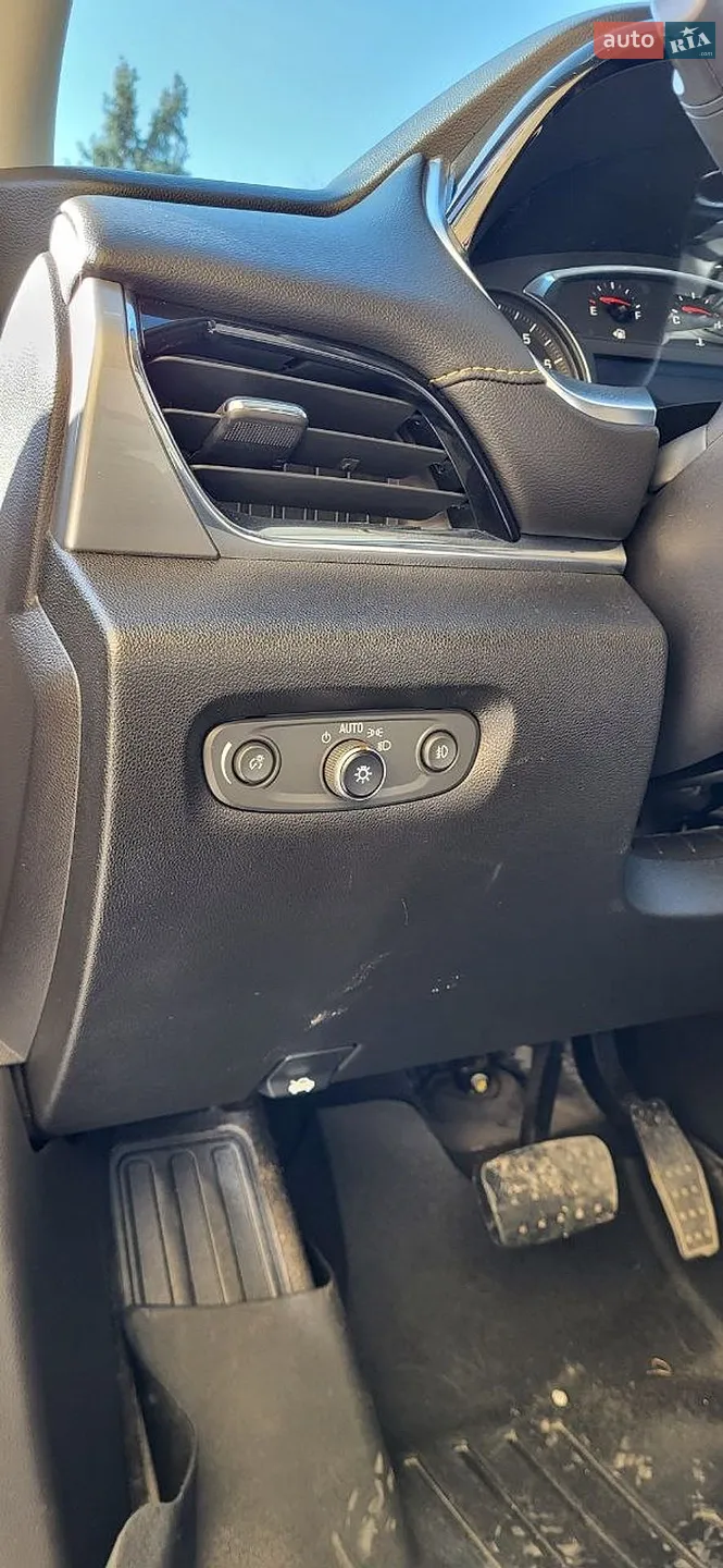 2018 Chevrolet Traverse - мініатюра 12