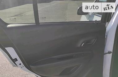 Внедорожник / Кроссовер Chevrolet Trax 2015 в Кривом Роге