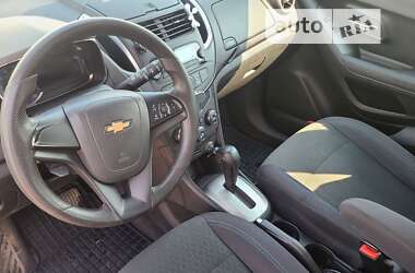Внедорожник / Кроссовер Chevrolet Trax 2014 в Хусте