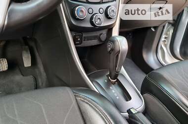 Внедорожник / Кроссовер Chevrolet Trax 2018 в 
