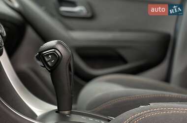 Позашляховик / Кросовер Chevrolet Trax 2018 в 