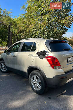 Внедорожник / Кроссовер Chevrolet Trax 2015 в 