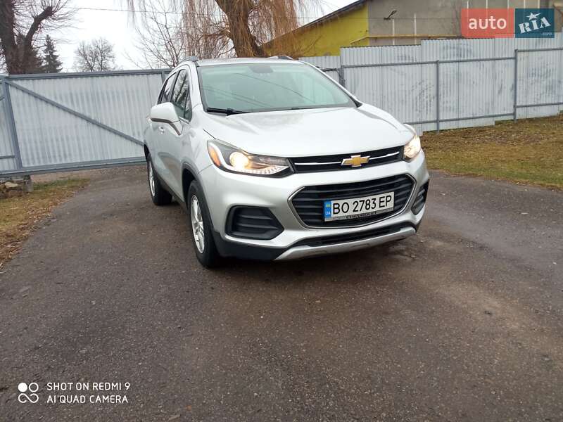 Внедорожник / Кроссовер Chevrolet Trax 2016 в Бучаче