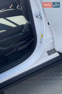 Внедорожник / Кроссовер Chevrolet Trax 2019 в 