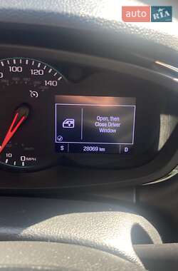 Внедорожник / Кроссовер Chevrolet Trax 2019 в 