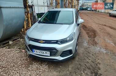 Позашляховик / Кросовер Chevrolet Trax 2017 в Києві