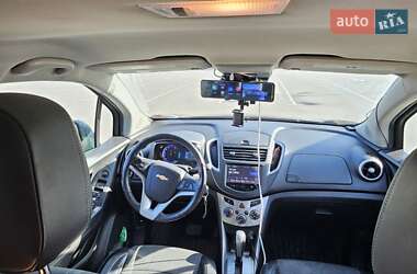 Внедорожник / Кроссовер Chevrolet Trax 2016 в 