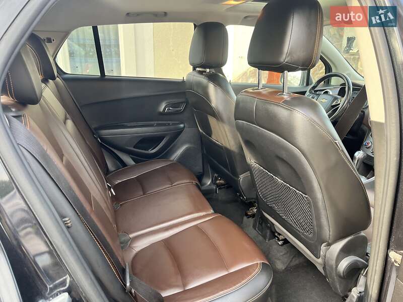 Внедорожник / Кроссовер Chevrolet Trax 2015 в Винниках