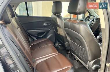 Позашляховик / Кросовер Chevrolet Trax 2015 в 