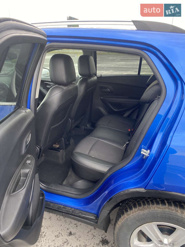Позашляховик / Кросовер Chevrolet Trax 2015 в Львові
