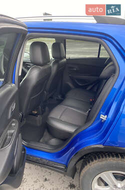 Внедорожник / Кроссовер Chevrolet Trax 2015 в 