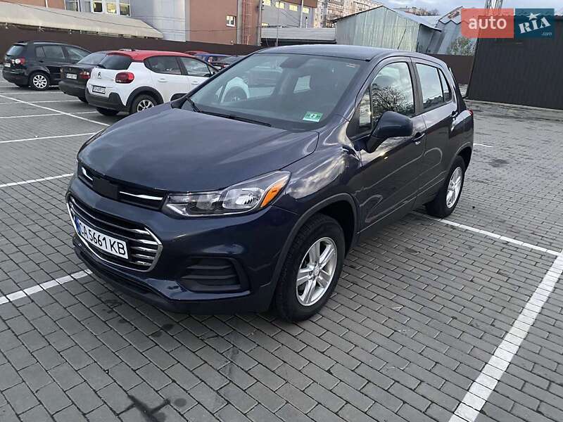 Позашляховик / Кросовер Chevrolet Trax 2017 в 