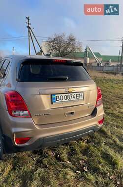 Внедорожник / Кроссовер Chevrolet Trax 2018 в 