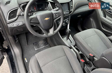 Внедорожник / Кроссовер Chevrolet Trax 2020 в 