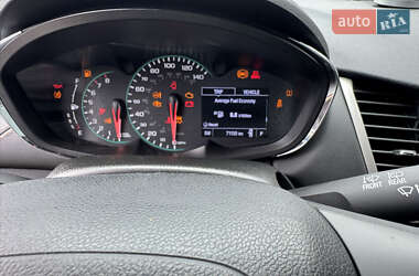 Внедорожник / Кроссовер Chevrolet Trax 2020 в 
