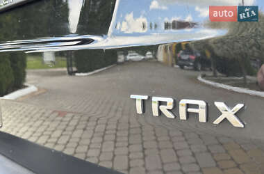 Внедорожник / Кроссовер Chevrolet Trax 2013 в 