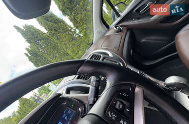 Внедорожник / Кроссовер Chevrolet Trax 2013 в 