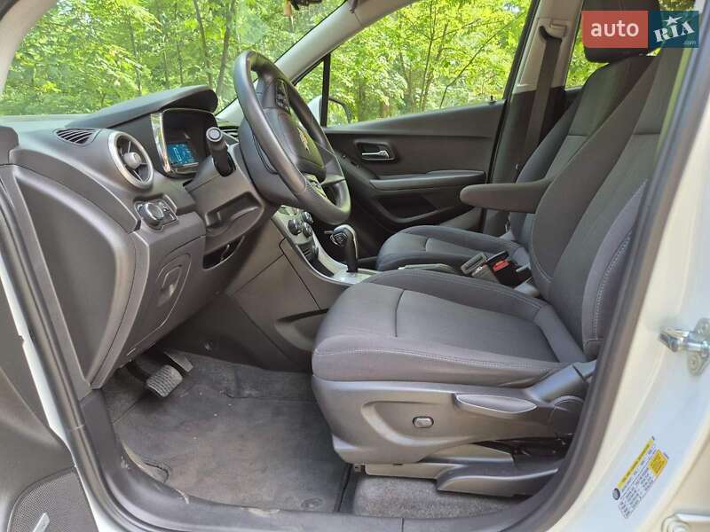 Позашляховик / Кросовер Chevrolet Trax 2016 в Софіївській Борщагівці