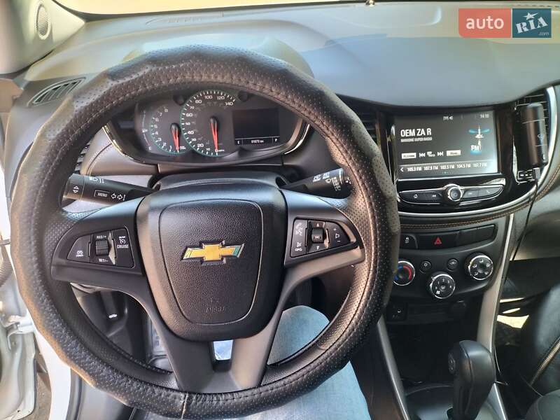 Внедорожник / Кроссовер Chevrolet Trax 2017 в Одессе