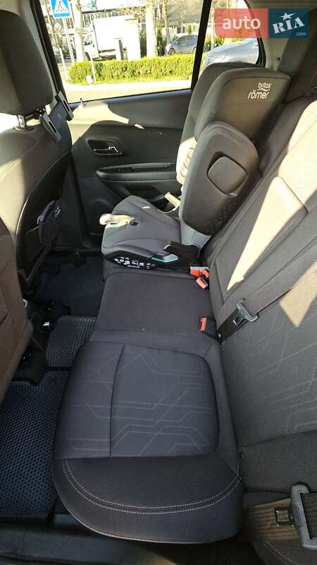 Внедорожник / Кроссовер Chevrolet Trax 2018 в Одессе