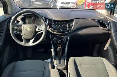Позашляховик / Кросовер Chevrolet Trax 2018 в 