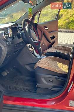 Внедорожник / Кроссовер Chevrolet Trax 2015 в 