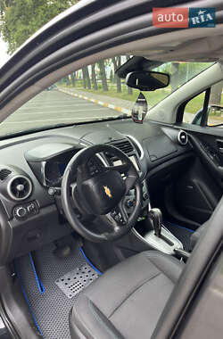 Внедорожник / Кроссовер Chevrolet Trax 2015 в 