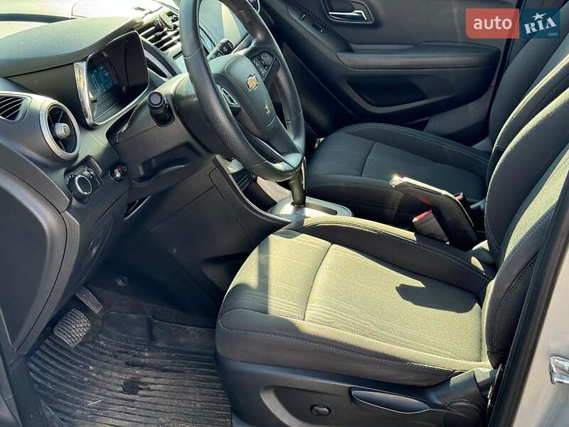 Внедорожник / Кроссовер Chevrolet Trax 2016 в Виннице