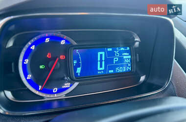 Внедорожник / Кроссовер Chevrolet Trax 2013 в 
