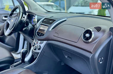 Внедорожник / Кроссовер Chevrolet Trax 2013 в 