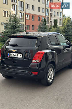 Внедорожник / Кроссовер Chevrolet Trax 2019 в 