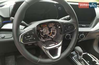Внедорожник / Кроссовер Chevrolet Trax 2023 в 