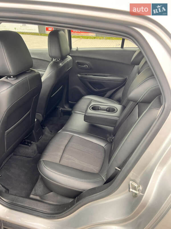 Внедорожник / Кроссовер Chevrolet Trax 2017 в Каменец-Подольском