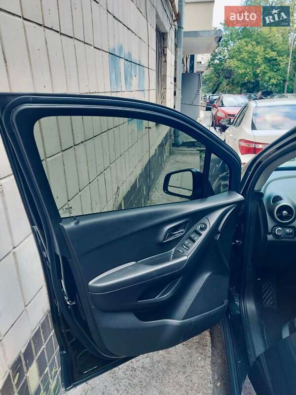 Внедорожник / Кроссовер Chevrolet Trax 2016 в Киеве фото 4 Внедорожник / Кроссовер Chevrolet Trax 2016 в Киеве