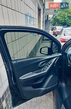 Внедорожник / Кроссовер Chevrolet Trax 2016 в 
