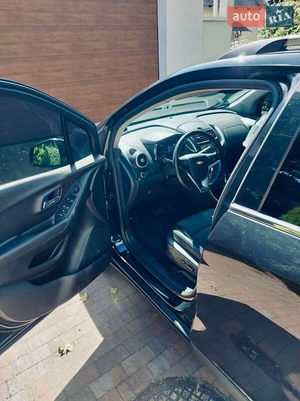 Внедорожник / Кроссовер Chevrolet Trax 2016 в Киеве