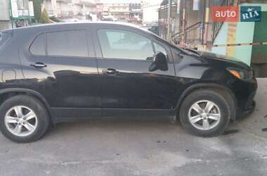 Внедорожник / Кроссовер Chevrolet Trax 2019 в 
