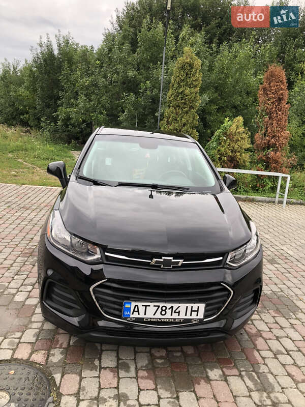 Внедорожник / Кроссовер Chevrolet Trax 2018 в 