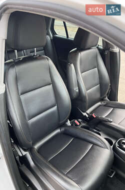 Внедорожник / Кроссовер Chevrolet Trax 2017 в 