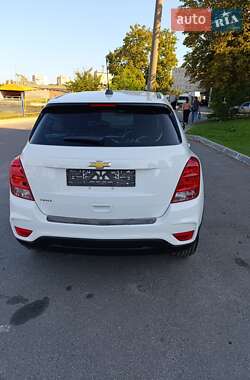 Внедорожник / Кроссовер Chevrolet Trax 2019 в 