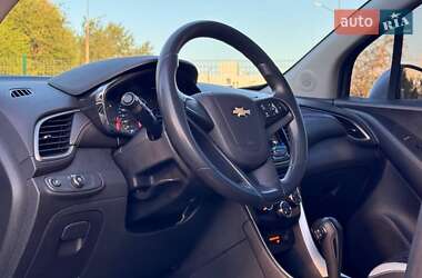 Внедорожник / Кроссовер Chevrolet Trax 2019 в 
