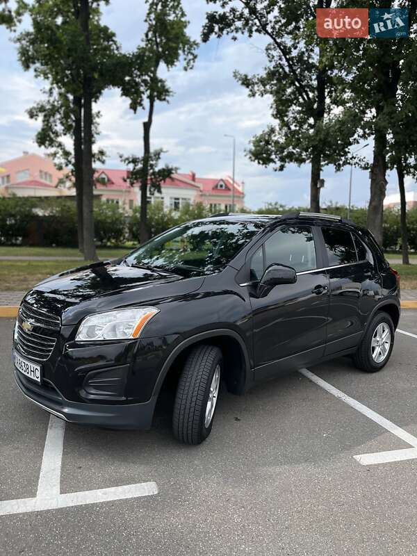 Позашляховик / Кросовер Chevrolet Trax 2015 в Києві