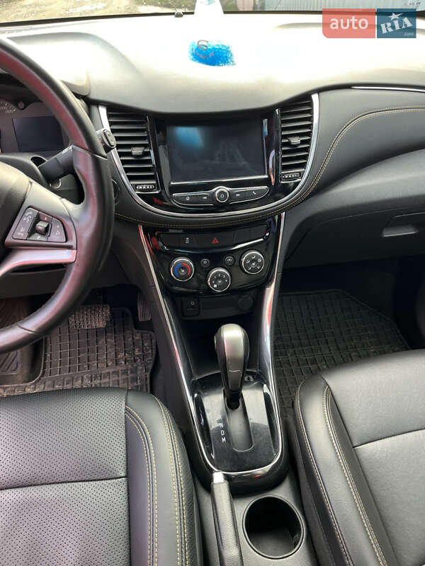 Внедорожник / Кроссовер Chevrolet Trax 2016 в Черкассах фото 5 Внедорожник / Кроссовер Chevrolet Trax 2016 в Черкассах