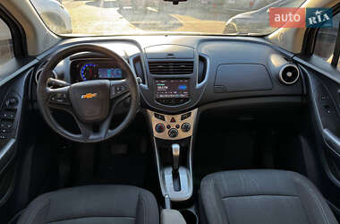 Внедорожник / Кроссовер Chevrolet Trax 2016 в 