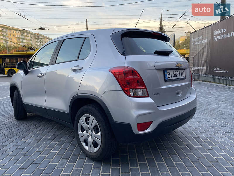Внедорожник / Кроссовер Chevrolet Trax 2017 в Полтаве